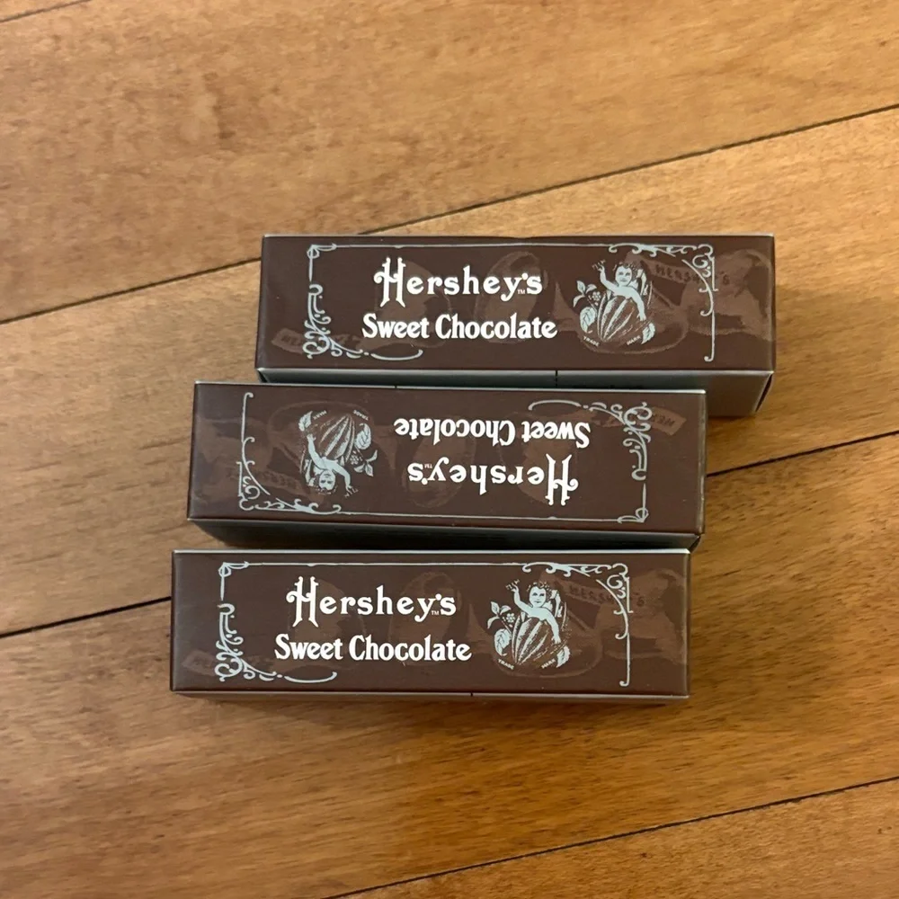 Sweet Chocolate Lip Balm - Brown